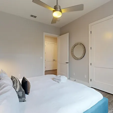 Apartment Oasis On 2nd #301 Nashville