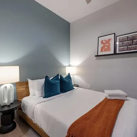 Holiday home Nash Landing By Avantstay Heart Of Midtown Patio Nashville