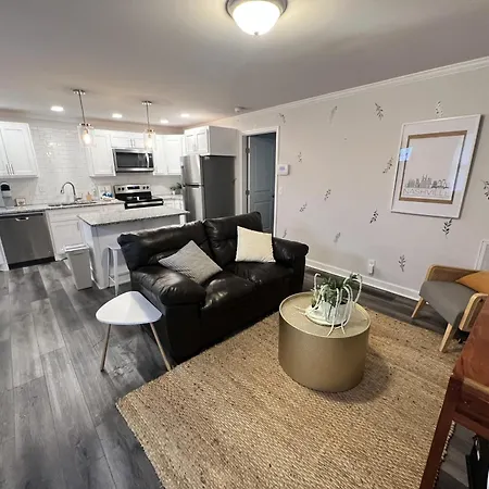 Capitol Hill Retreat B Nashville