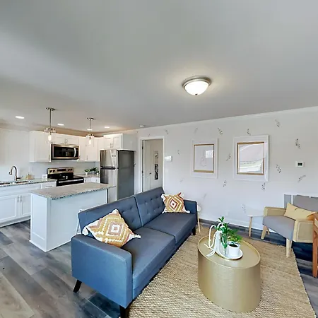 Apartment Capitol Hill Retreat B