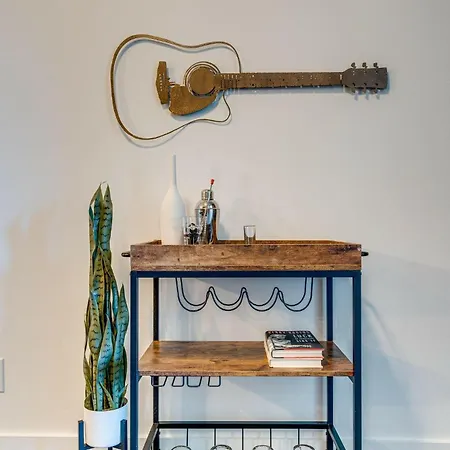 Lofts At 30th - Urban Lounge - Minutes To Broadway Holiday home Nashville