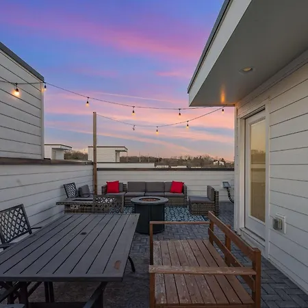 Nest - Rooftop Patio - Mins To Broadway