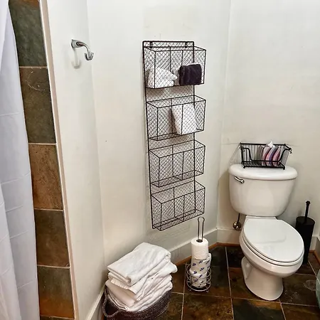 Writers Round Apartment