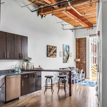 June Apartment Nashville