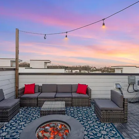 Nest - Rooftop Patio - Mins To Broadway Holiday home