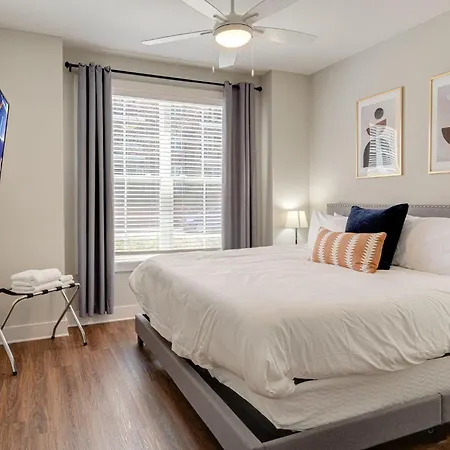 Holiday home Melrose Melody - 5 Mins To Broadway *