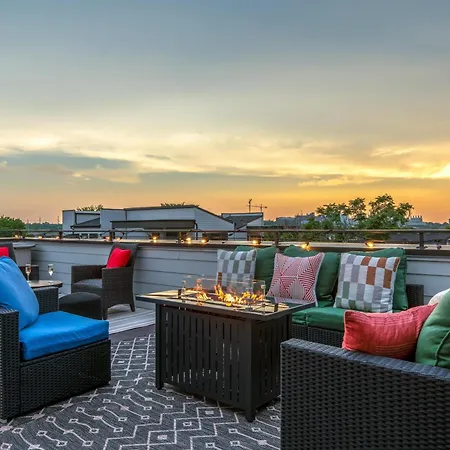 Holiday home Melodic Skyline - Rooftop Views - 5 Mins To Broadway Nashville