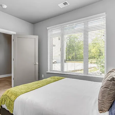 Nest - Rooftop Patio - Mins To Broadway *