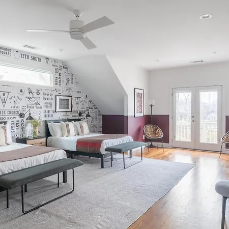 Linda Emmylou Patsy By Avantstay 3 Unit Buyout W 11br In Heart Of Apartment