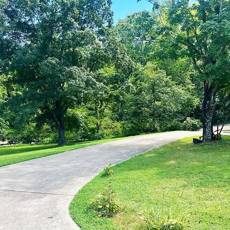 Peaceful 3br On 5 Acres - Minutes From Holiday home *