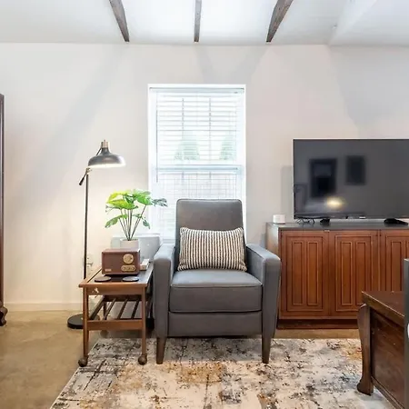 The Bea Arthur By Local Apartment *