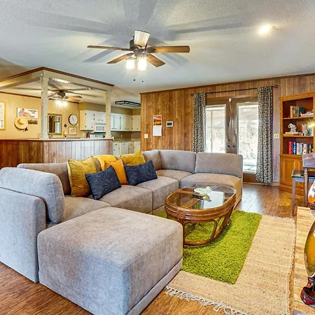 Music-themed Family Home! 13 Mi To Dtwn