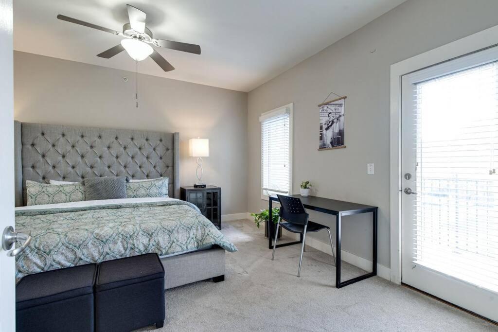 Cashville - Stylish Minutes From Broadway Apartment Nashville