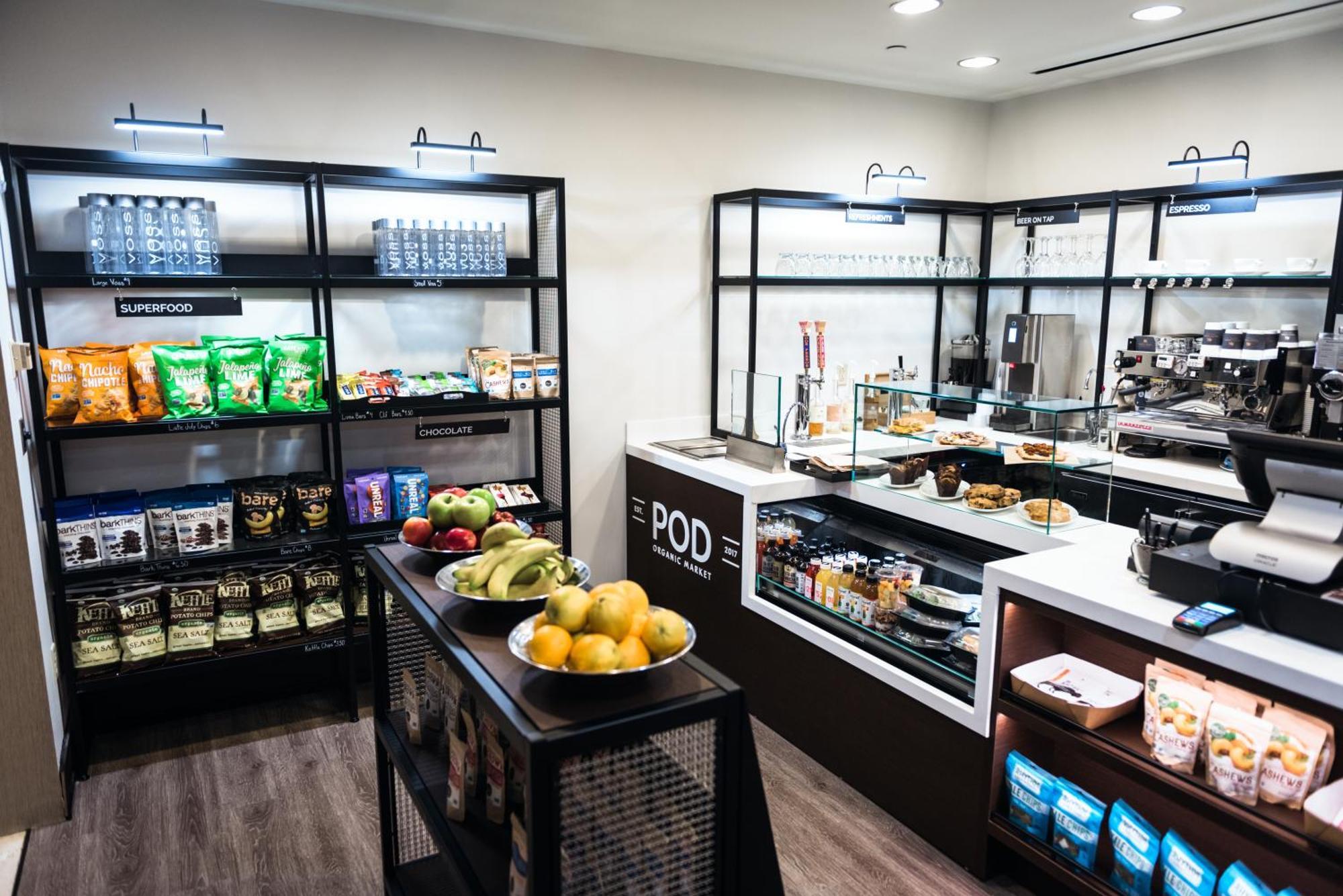 Loews At Vanderbilt Plaza Hotel