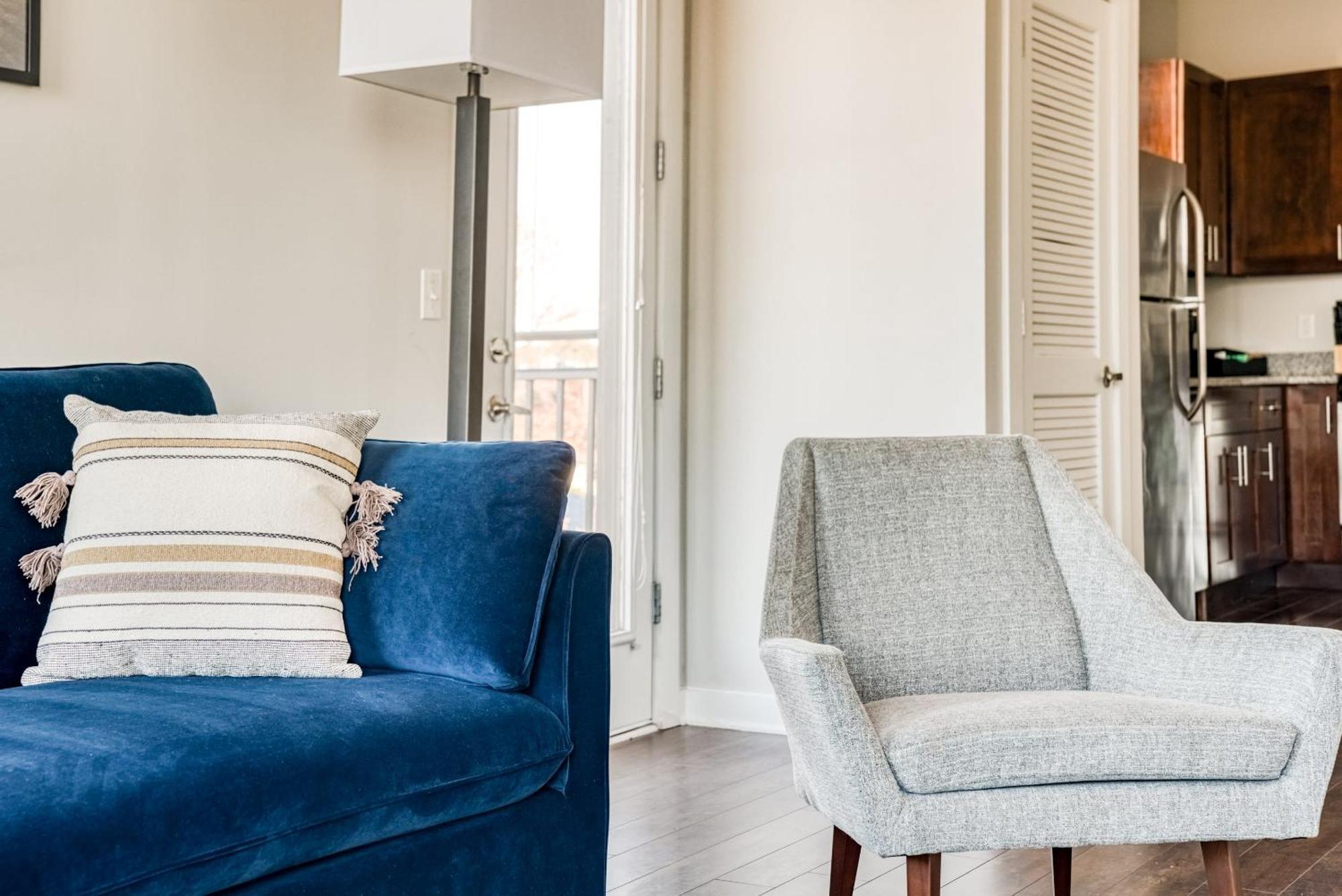 Apartment Cozysuites Music Row Spacious 2br W Free Parking16