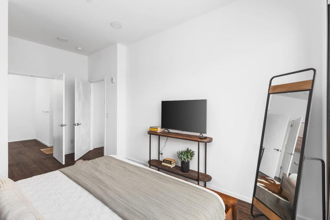 Modern Gulch Getaway With Pool, Parking, And Patio Apartment *