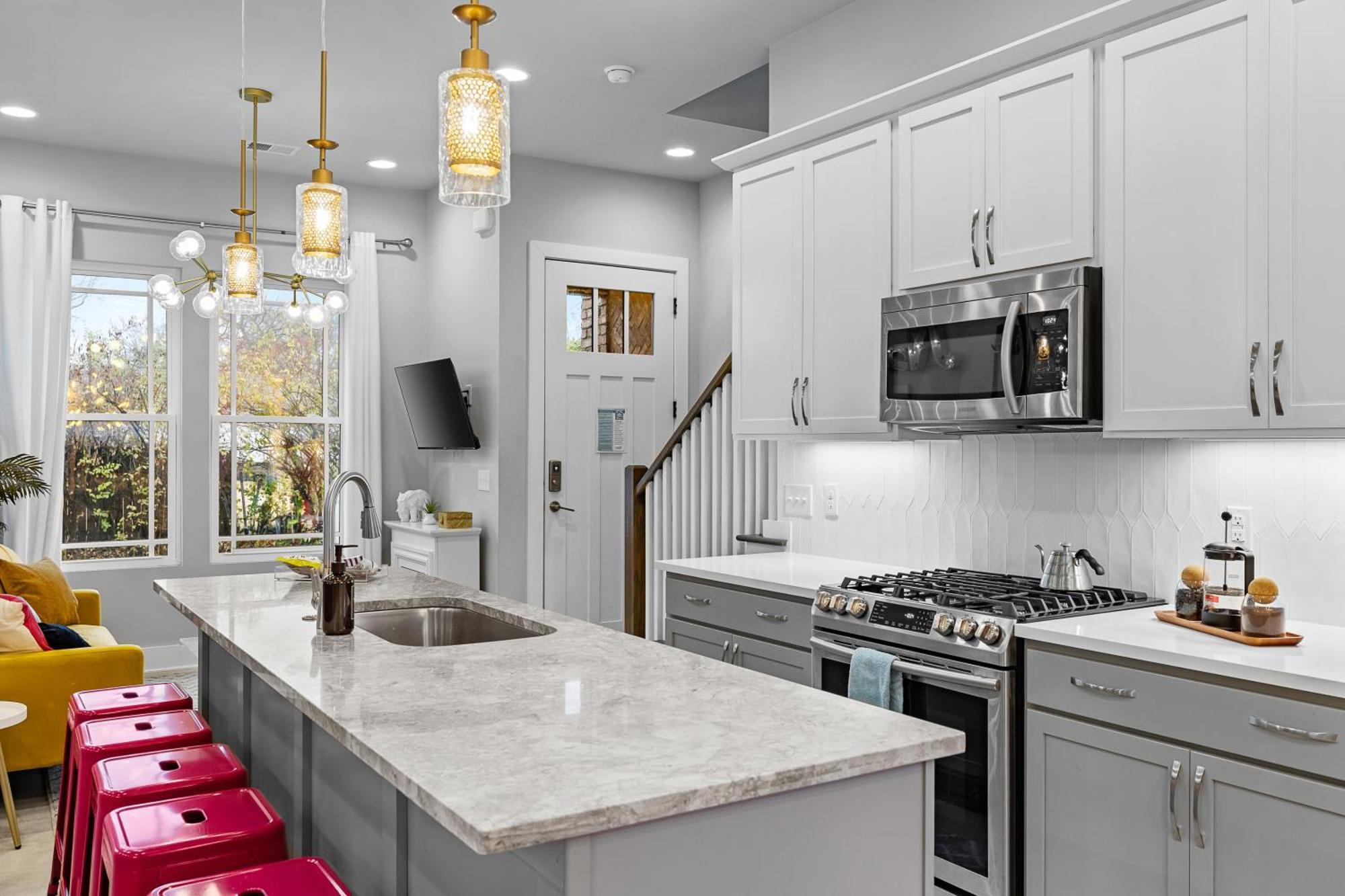 Apartment Stylish Heights Townhome *