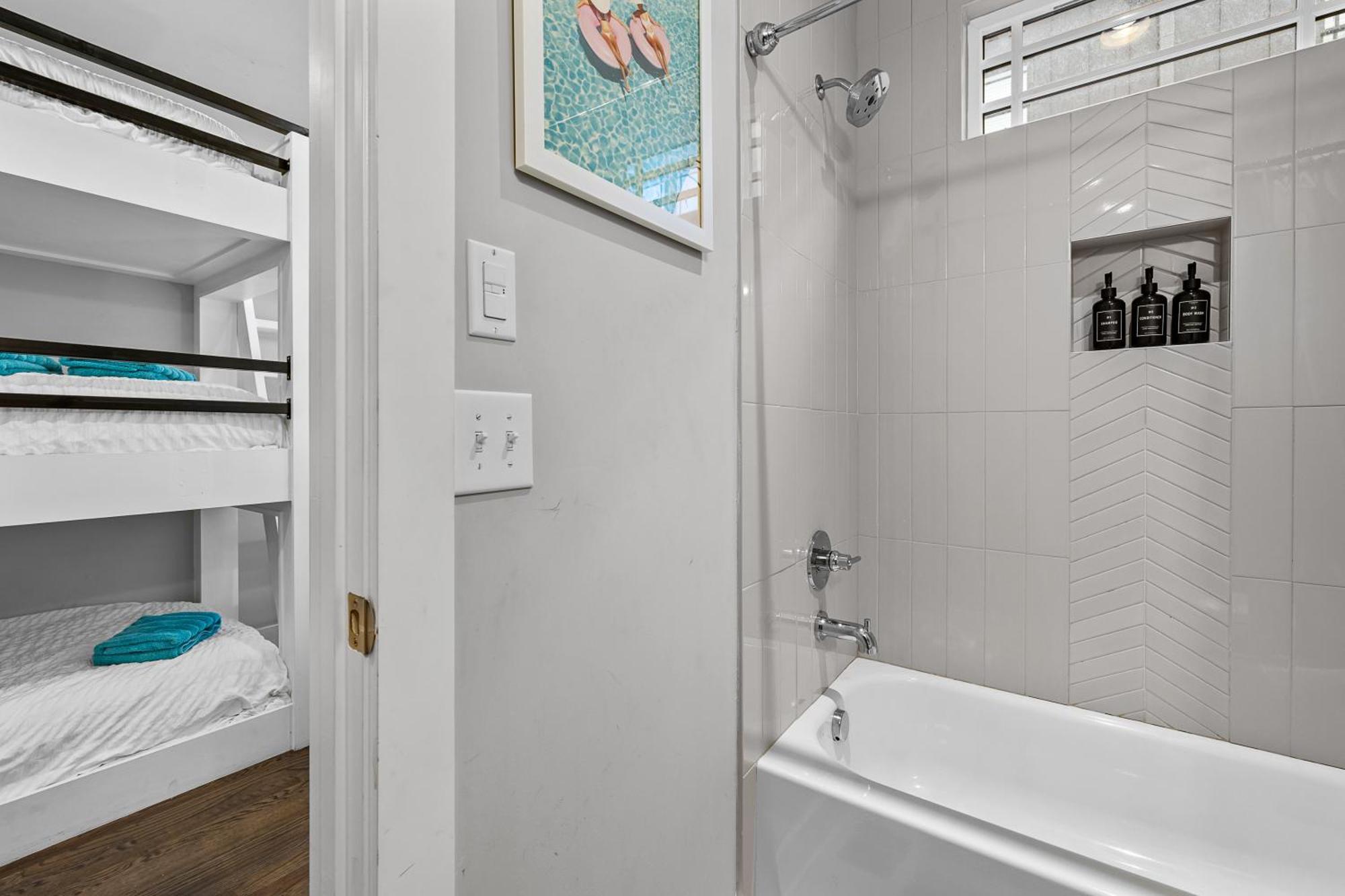 Stylish Heights Townhome *