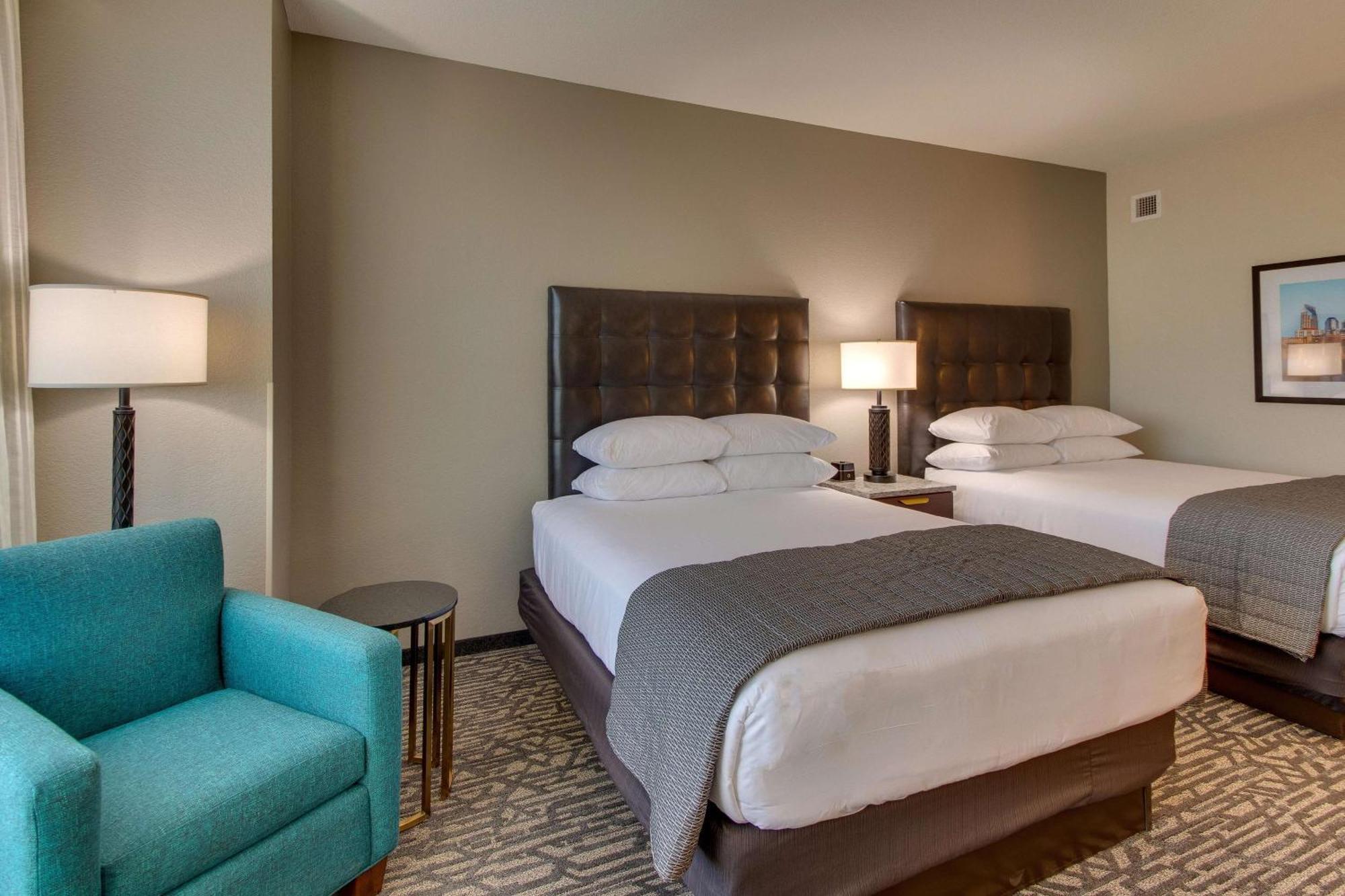 Drury Plaza Downtown Nashville