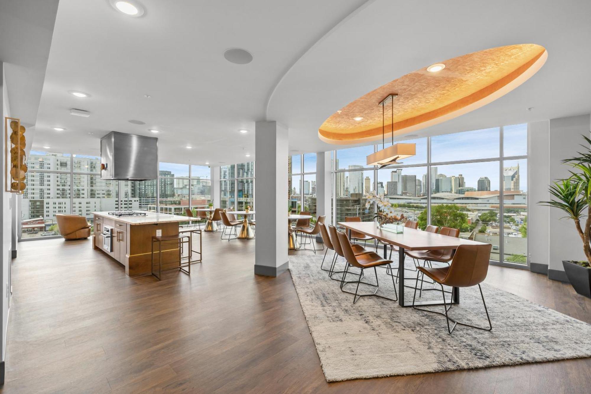 The Malibu Penthouse The Gulch * Nashville