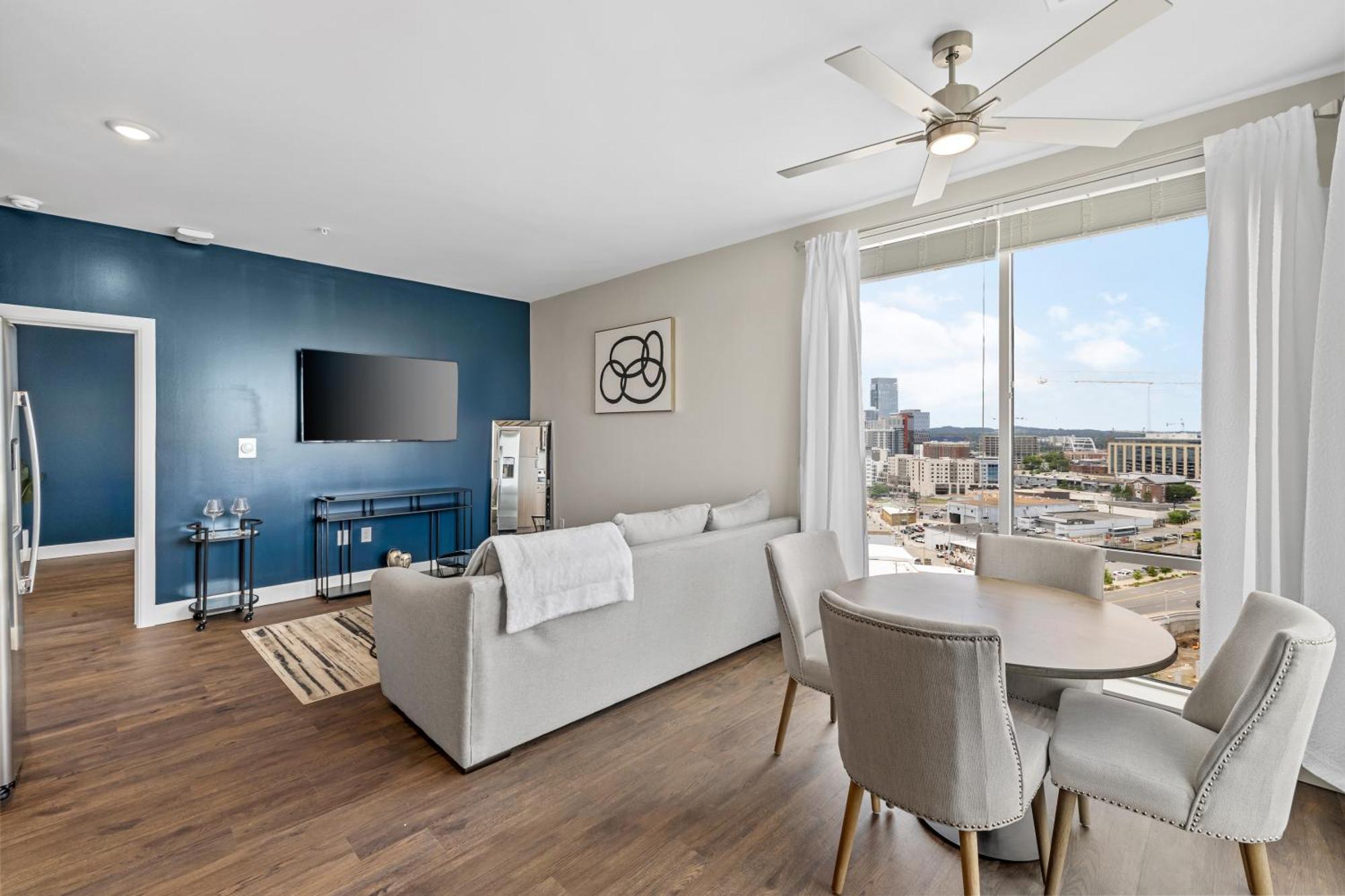 The Malibu Penthouse The Gulch