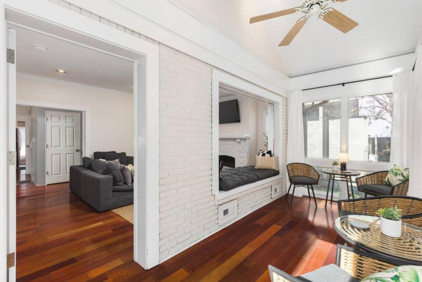Platinum On Music Row Renovated And Near Downtown Apartment *