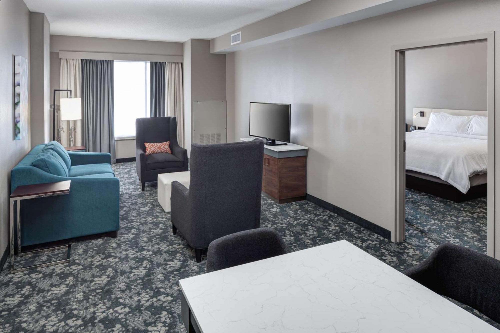 Hilton Garden Vanderbilt Hotel 3*