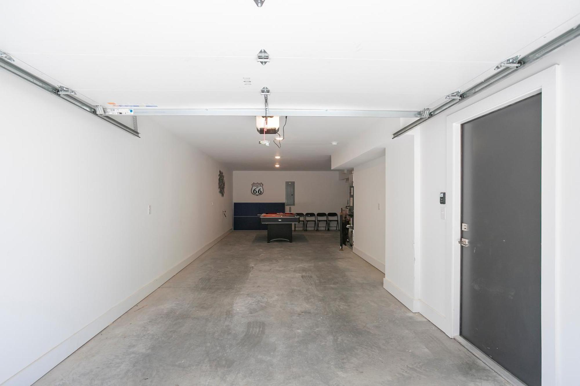 Luxury Townhome Skyline Views Mins To Dt Nashville