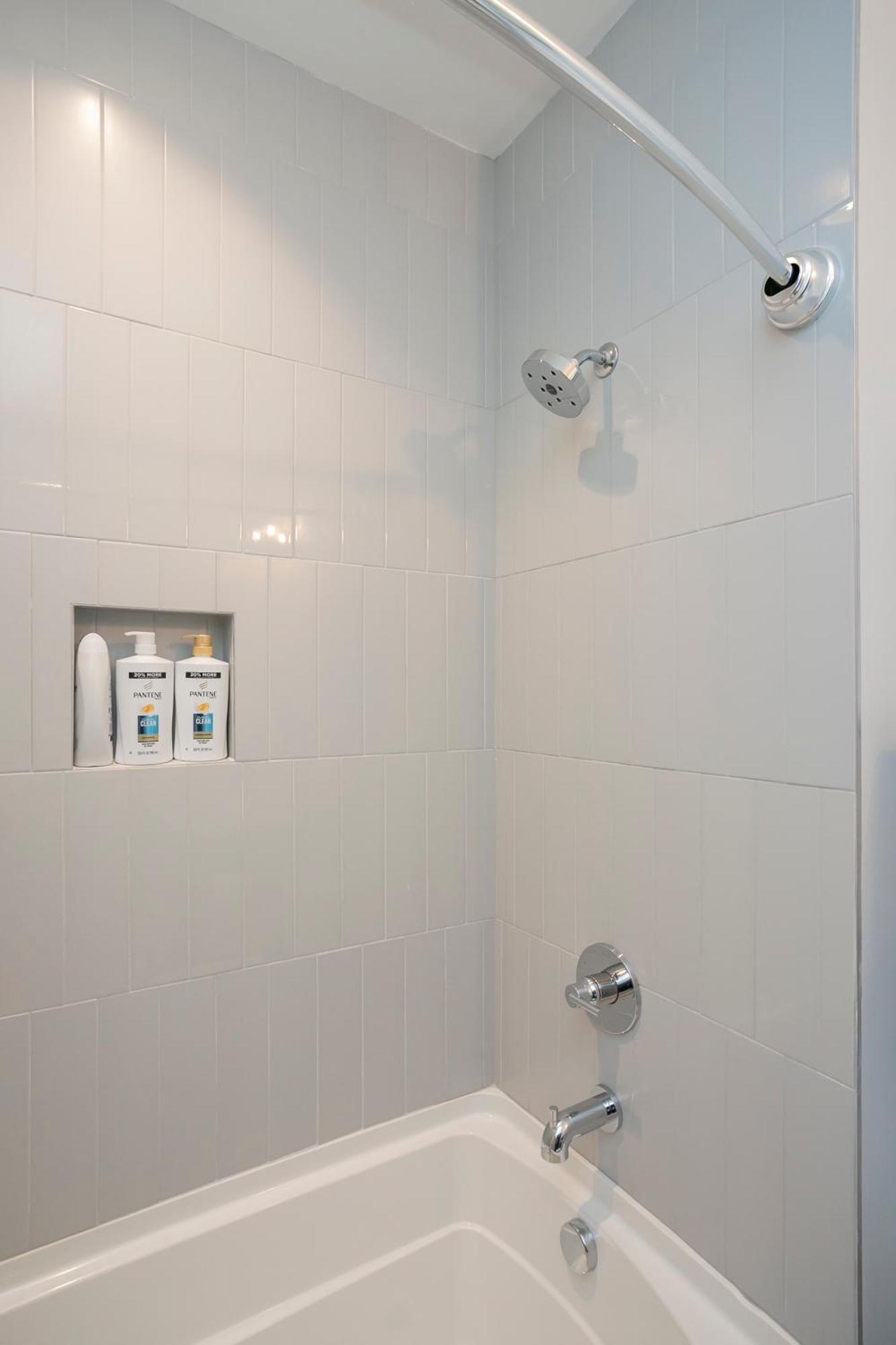 Luxury Townhome Skyline Views Mins To Dt