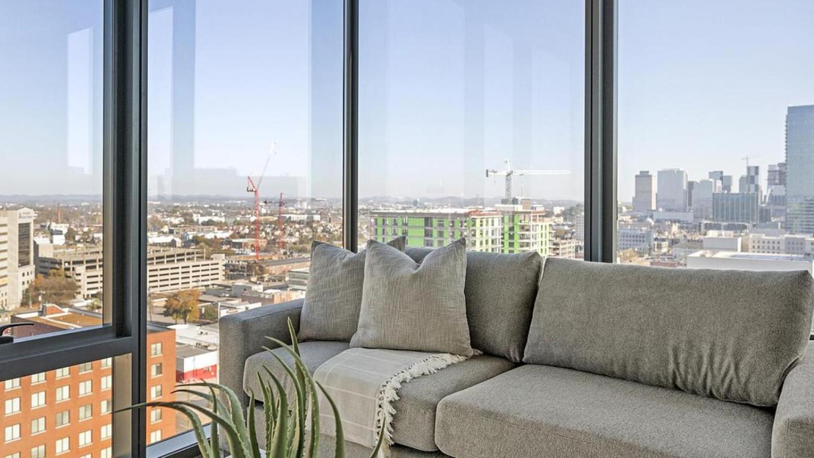 Landing - Modern With Amazing Amenities Apartment Nashville