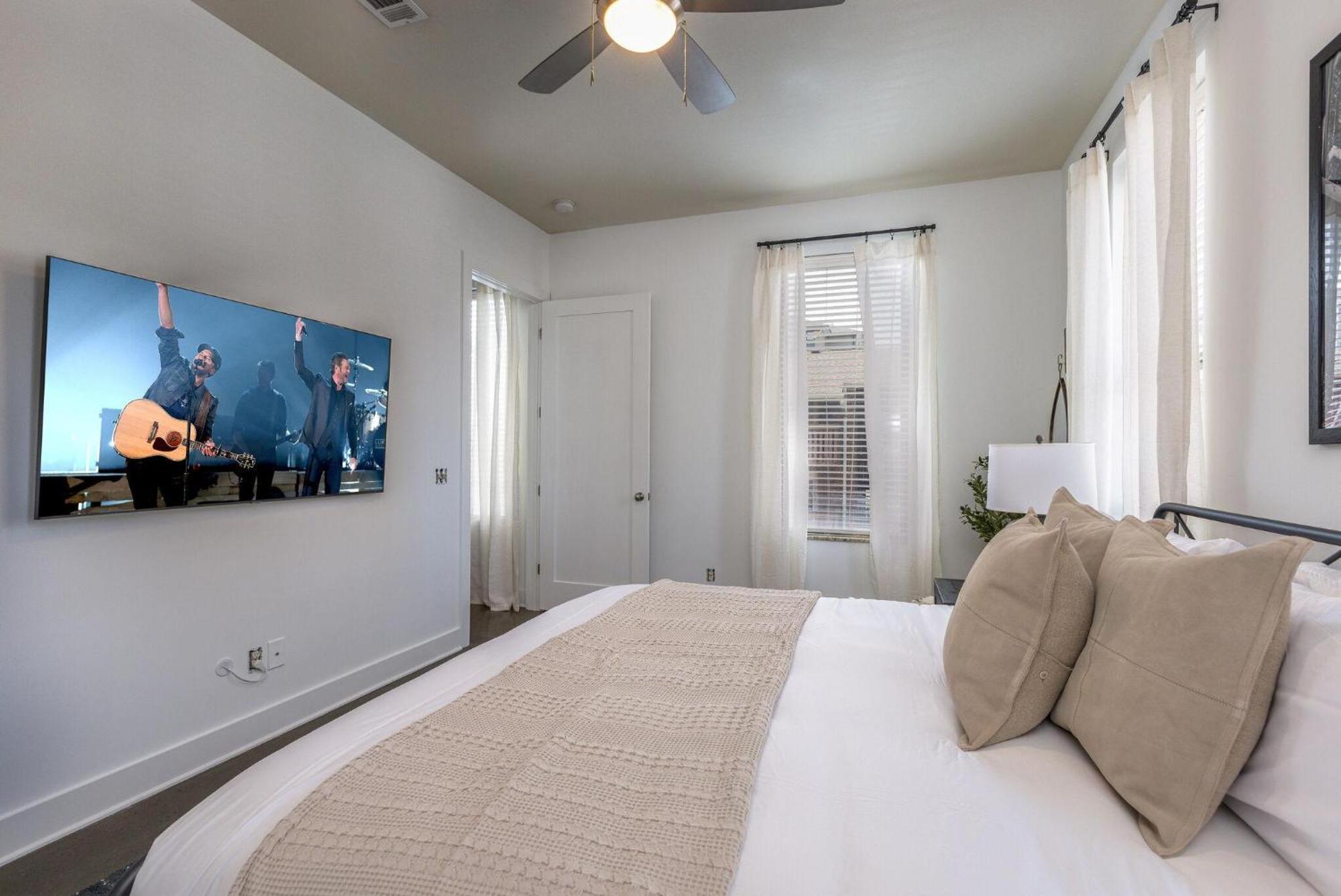 Holiday home Lofts At 30th - Corner Elegance - In Midtown *