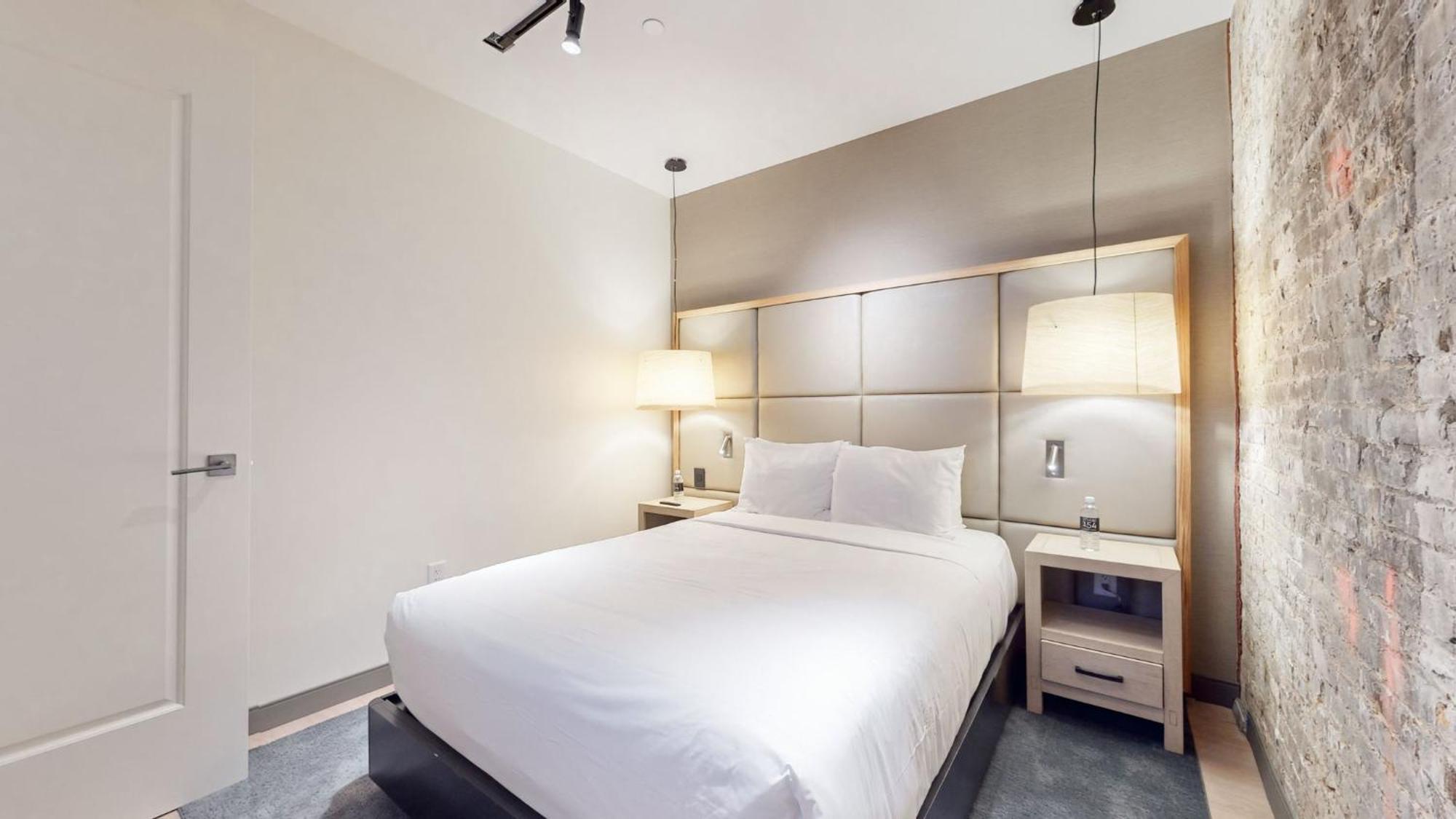 154 Hotel