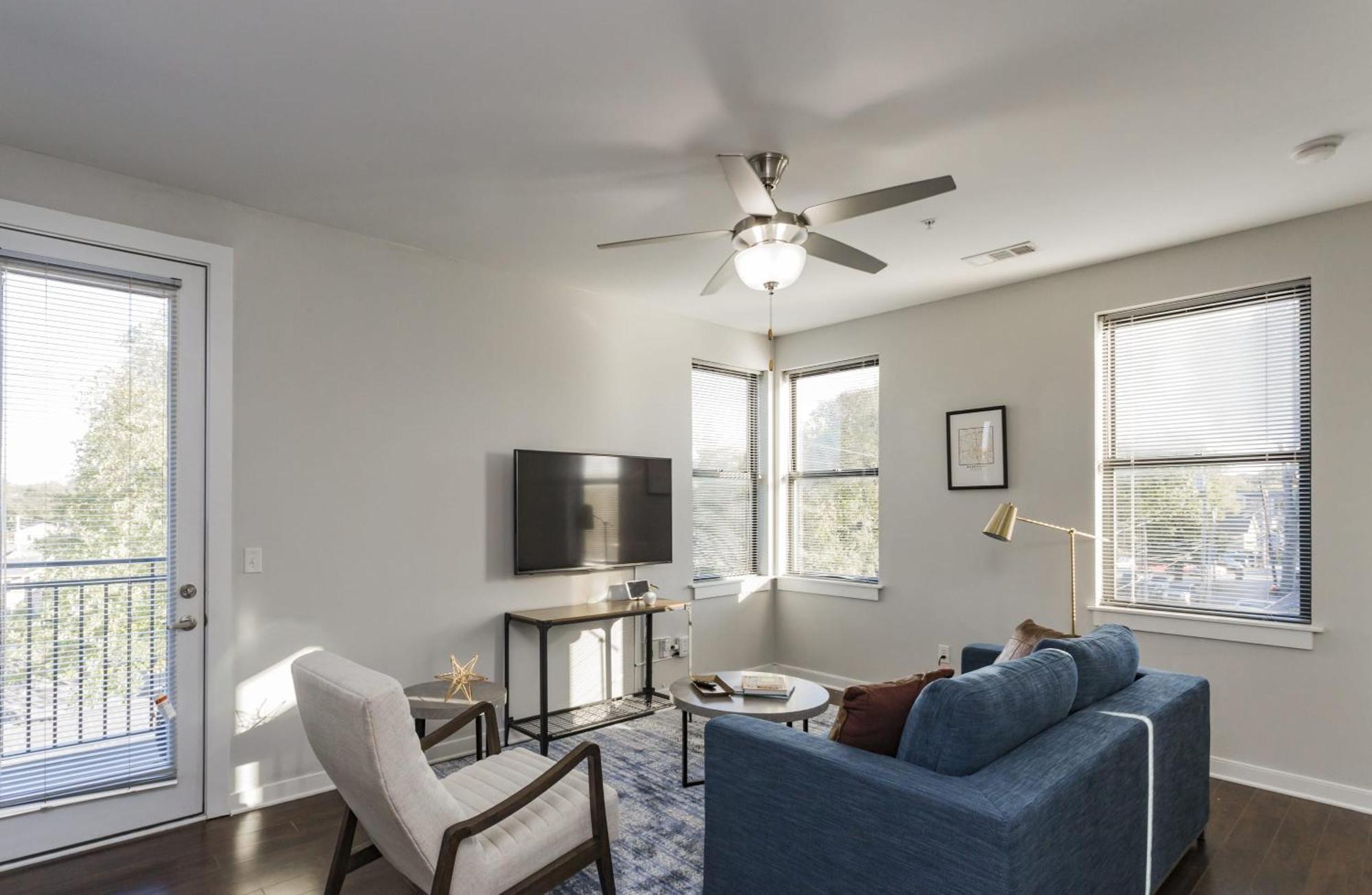 Apartment Cozysuites Music Row Stylish 2br-free Parking 14 Nashville