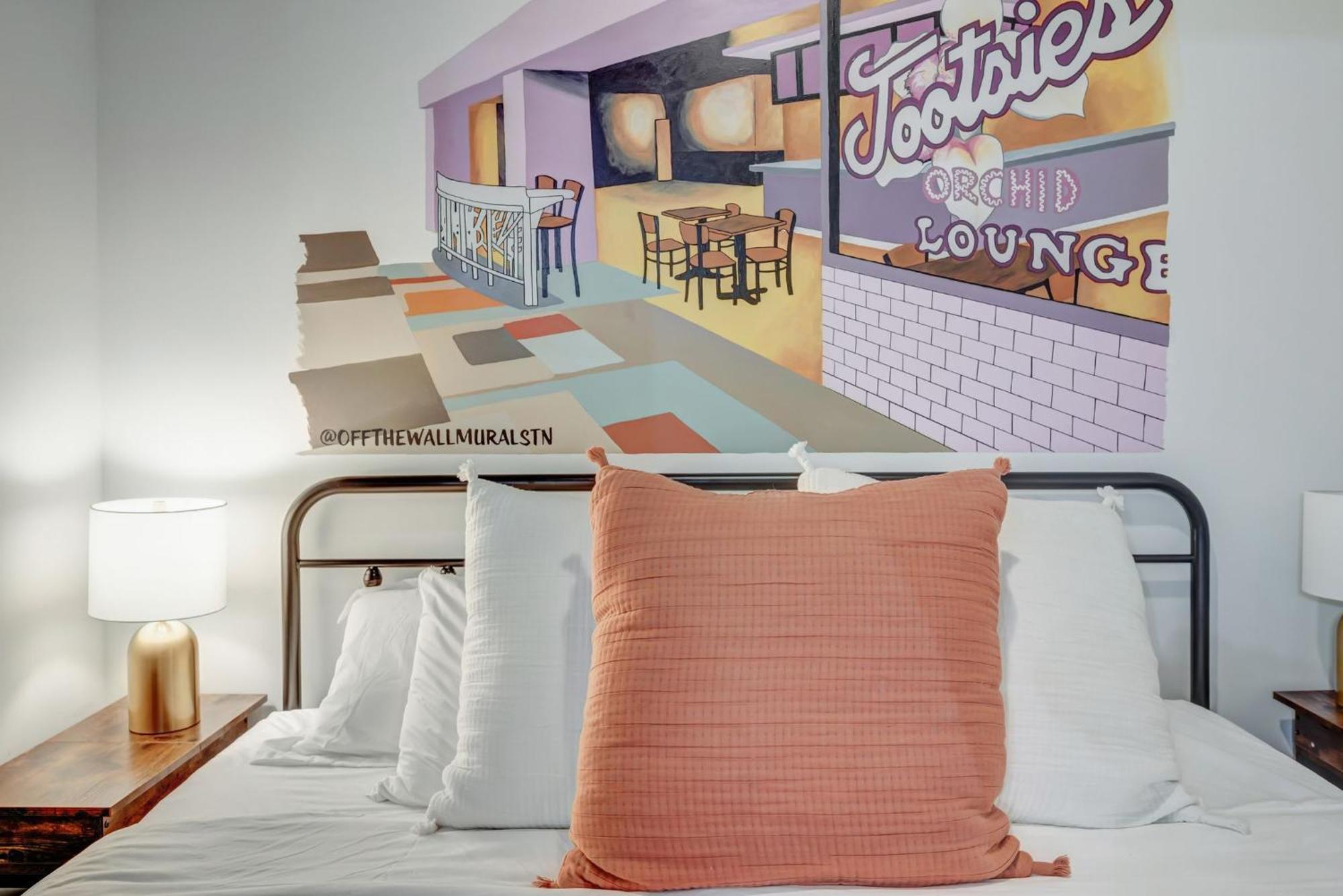 New With 2 Beds 7 Mins To Dt Apartment *