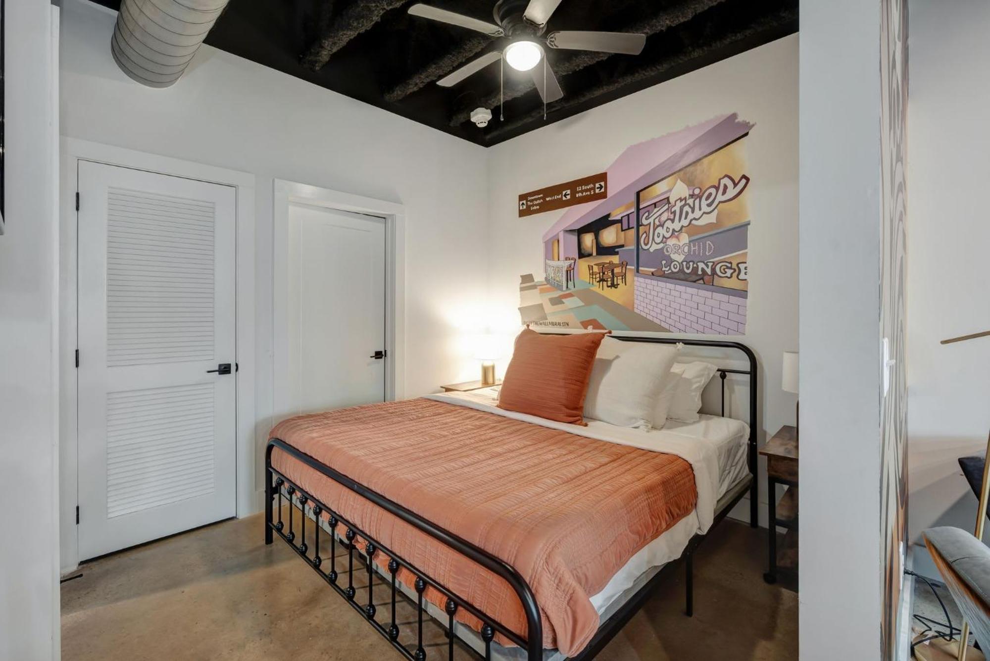 New With 2 Beds 7 Mins To Dt Apartment *