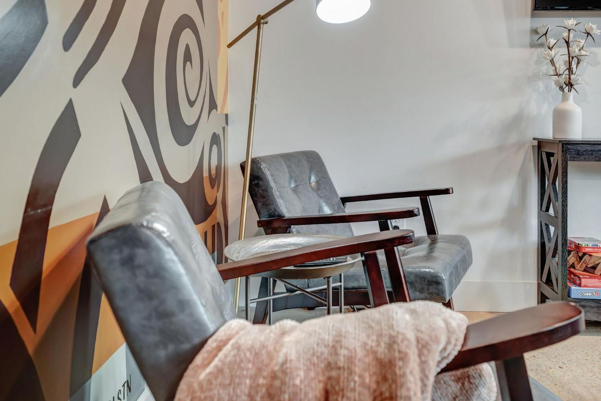 New With 2 Beds 7 Mins To Dt *