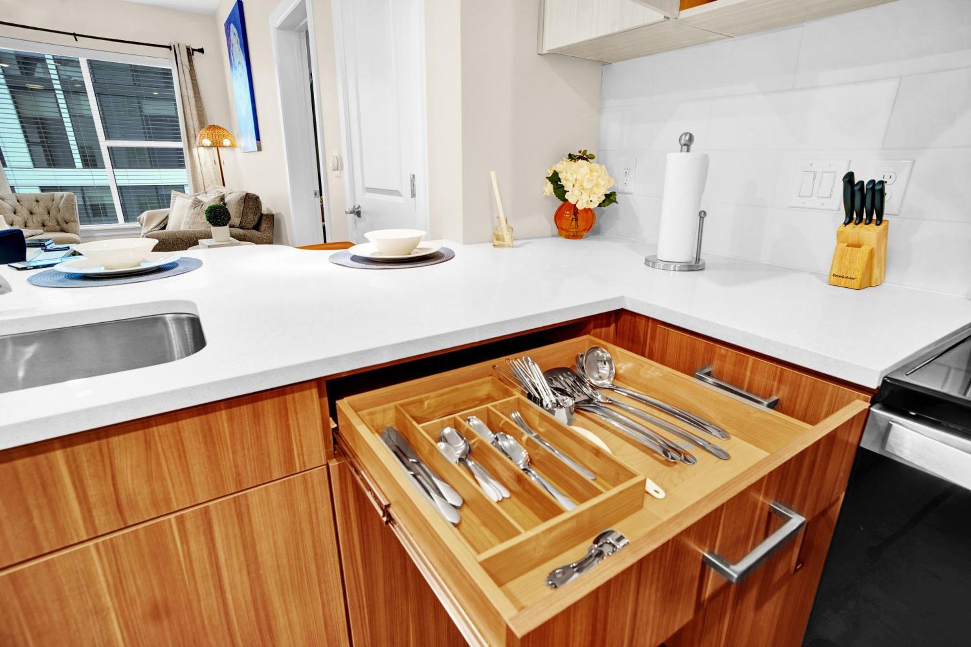 Apartment Chateau De Capri W Pool Gym Free Parking Nashville