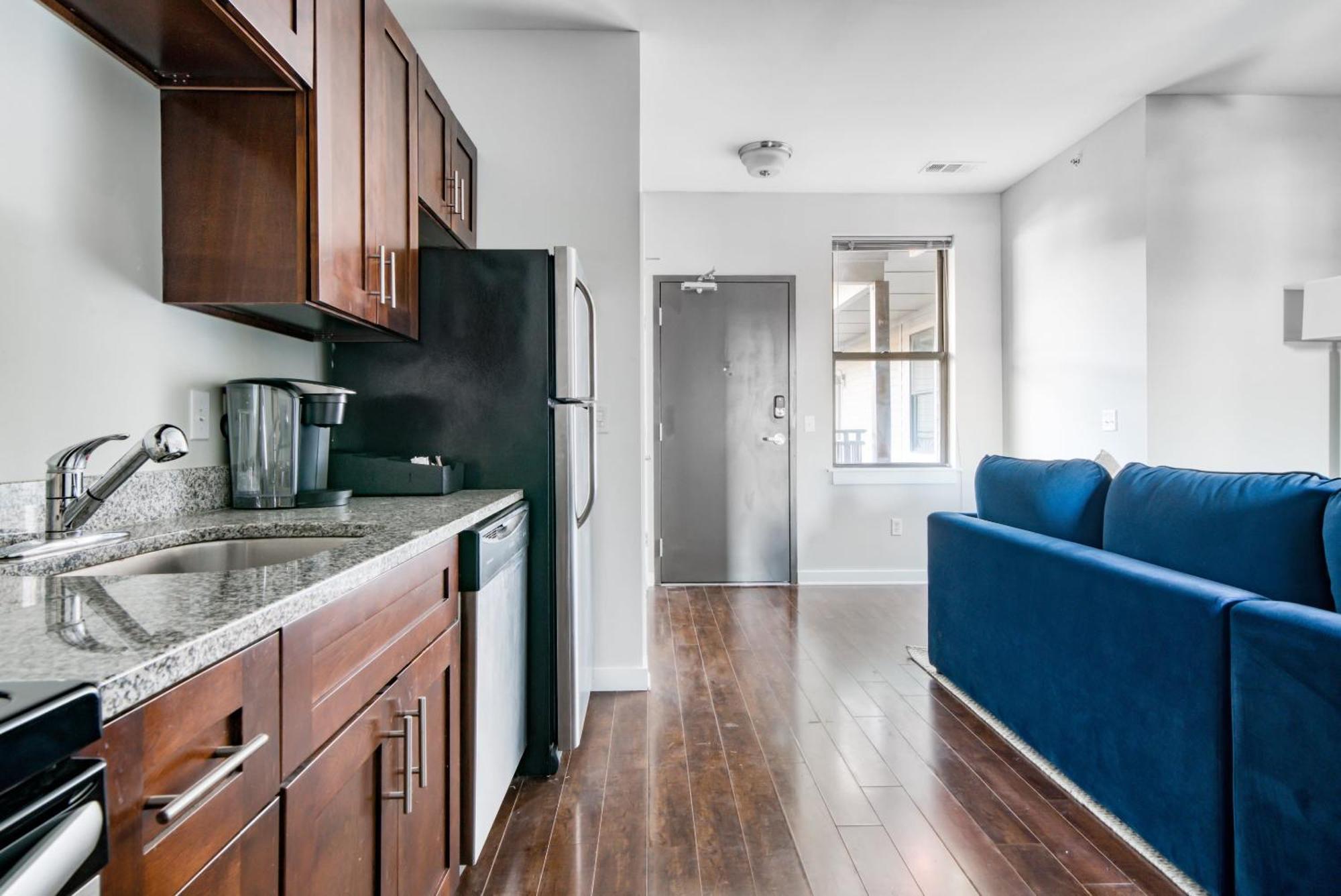 Cozysuites Music Row Charming 1br With Free Parking 19 Apartment Nashville