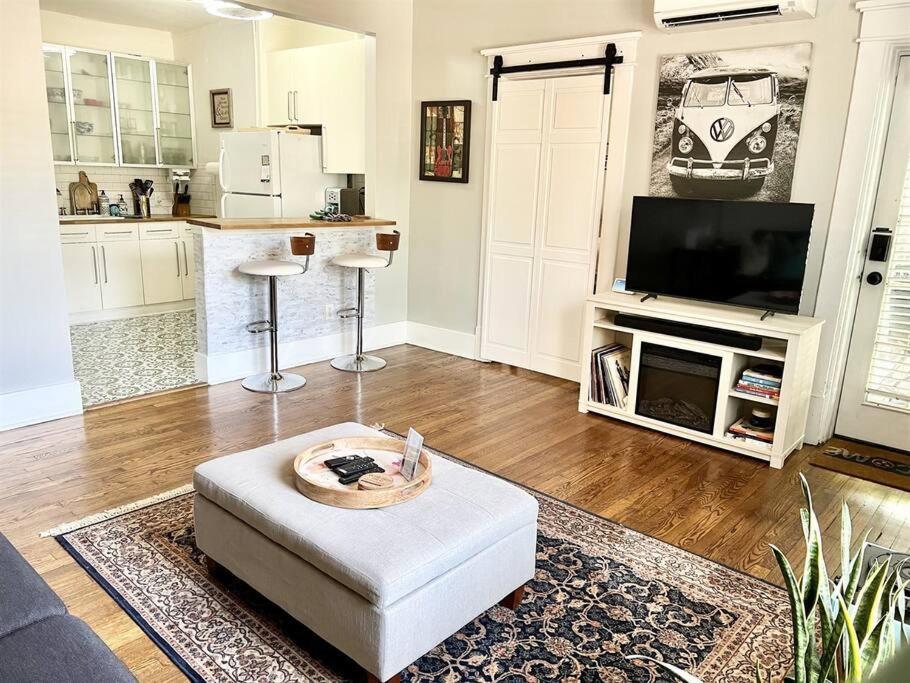 Belmont 2mi Broadway *