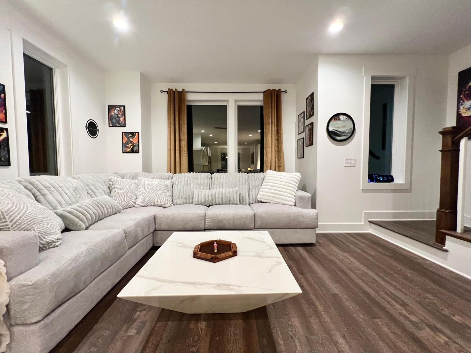 New Elevations Rooftop 5 Min To Downtown Nash Villa