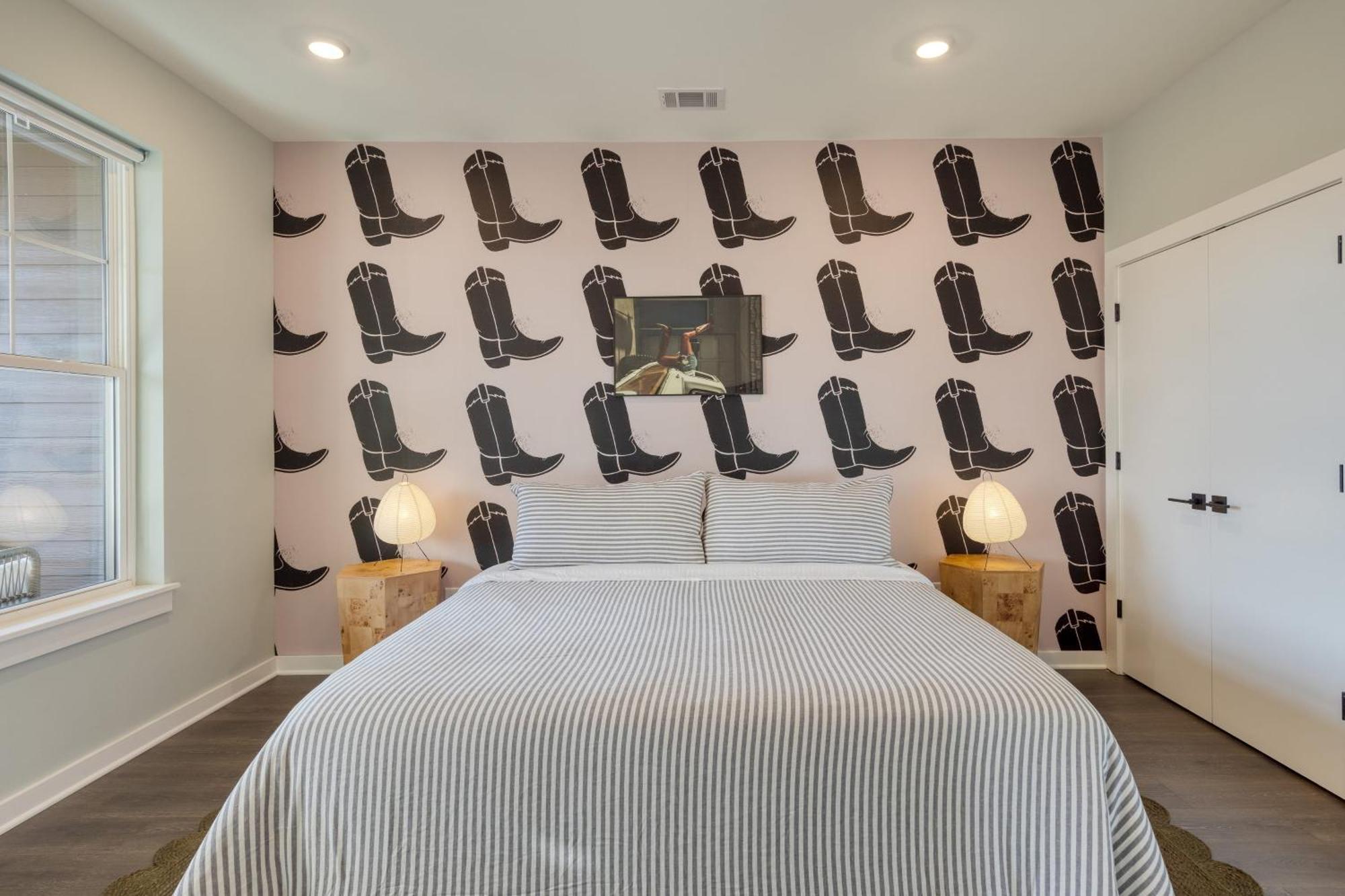 98 Degrees By Avantstay Covered Balcony Lounge Newly Built 4bdr Holiday home Nashville