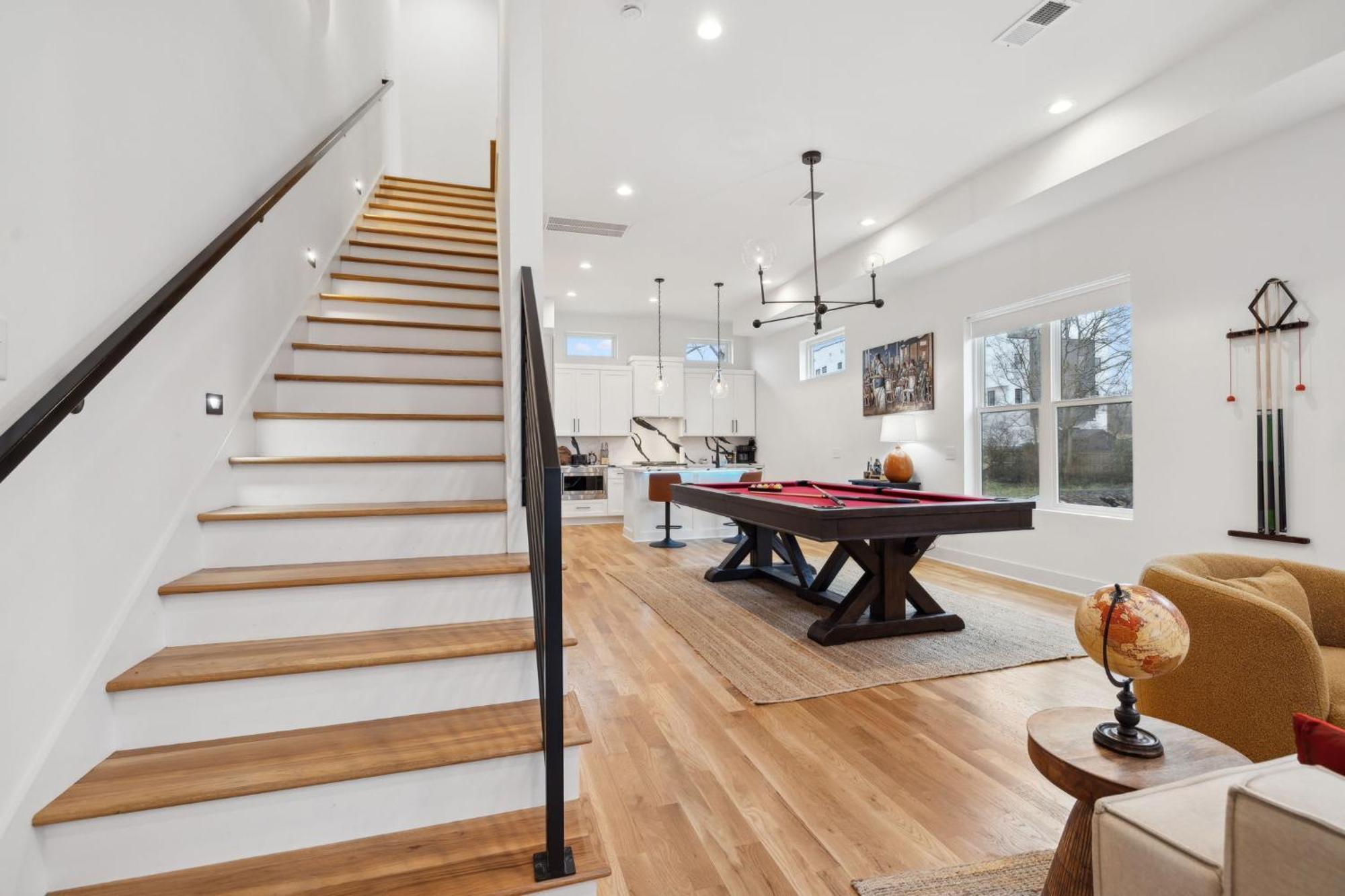 Upscale Multi-level Rooftop & Game Fun Holiday home Nashville
