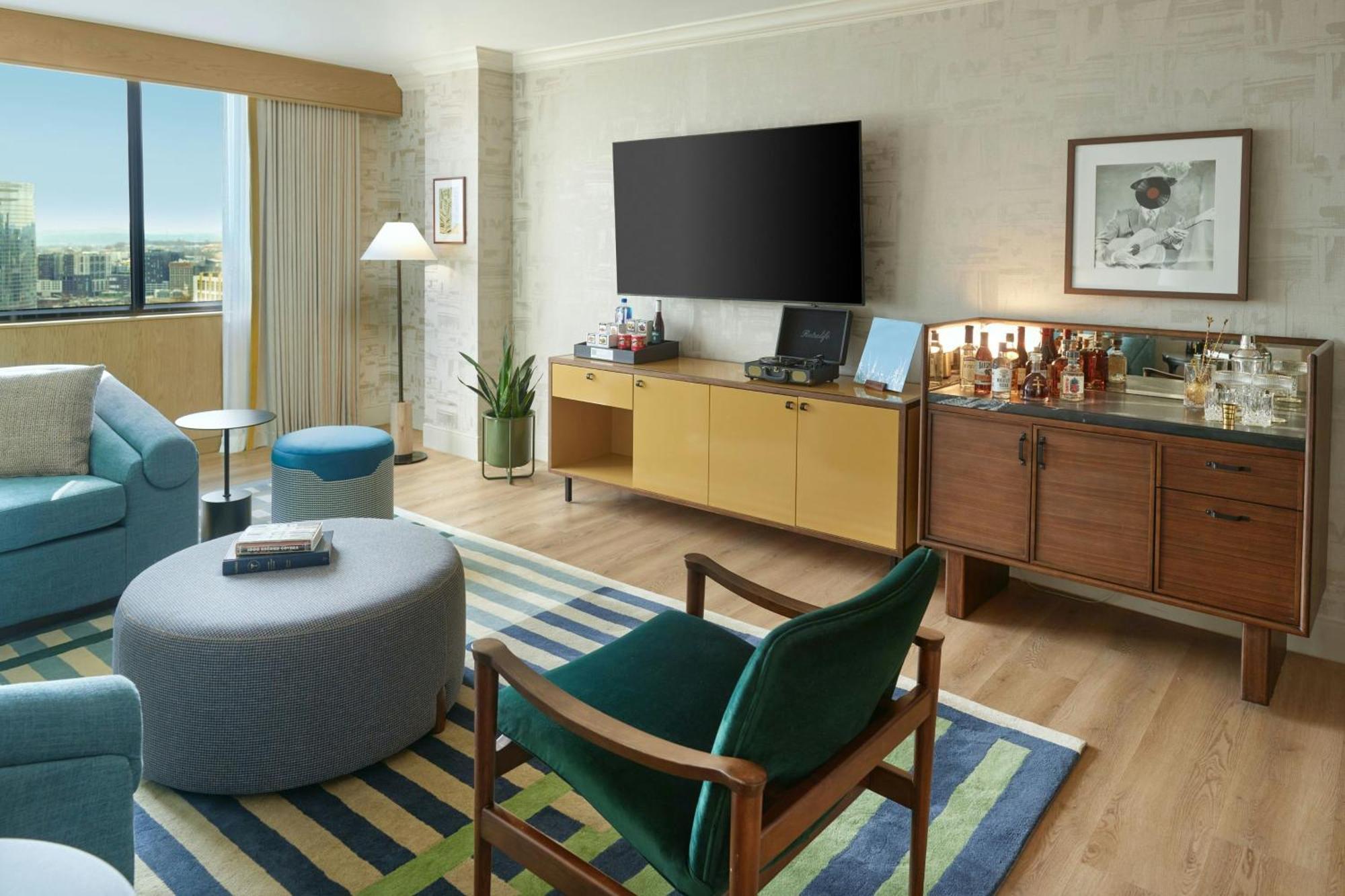 Sheraton Grand Downtown