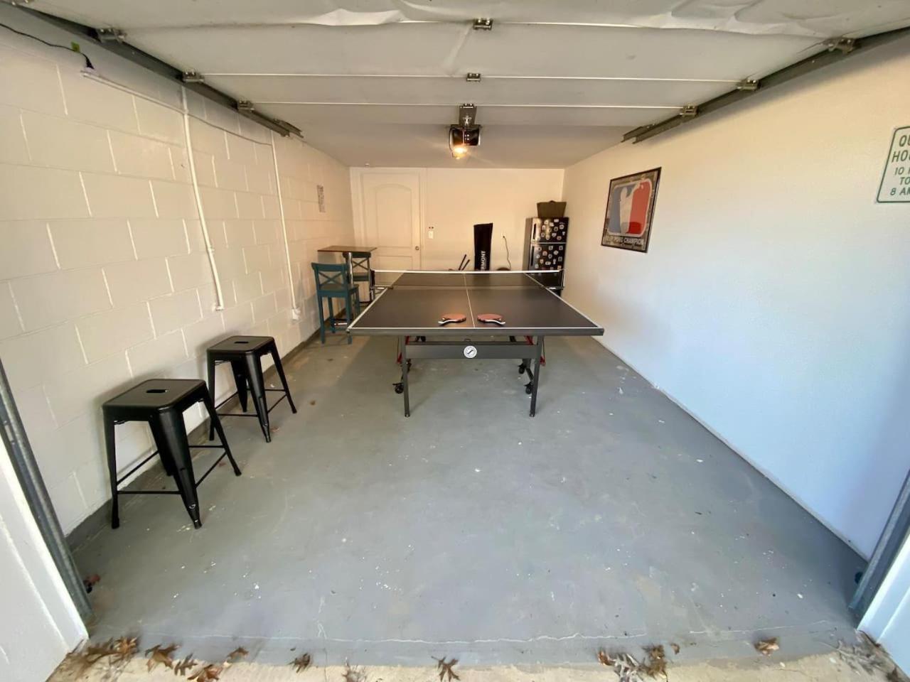 Holiday home Paradise In Hot Tub Billiards Nashville