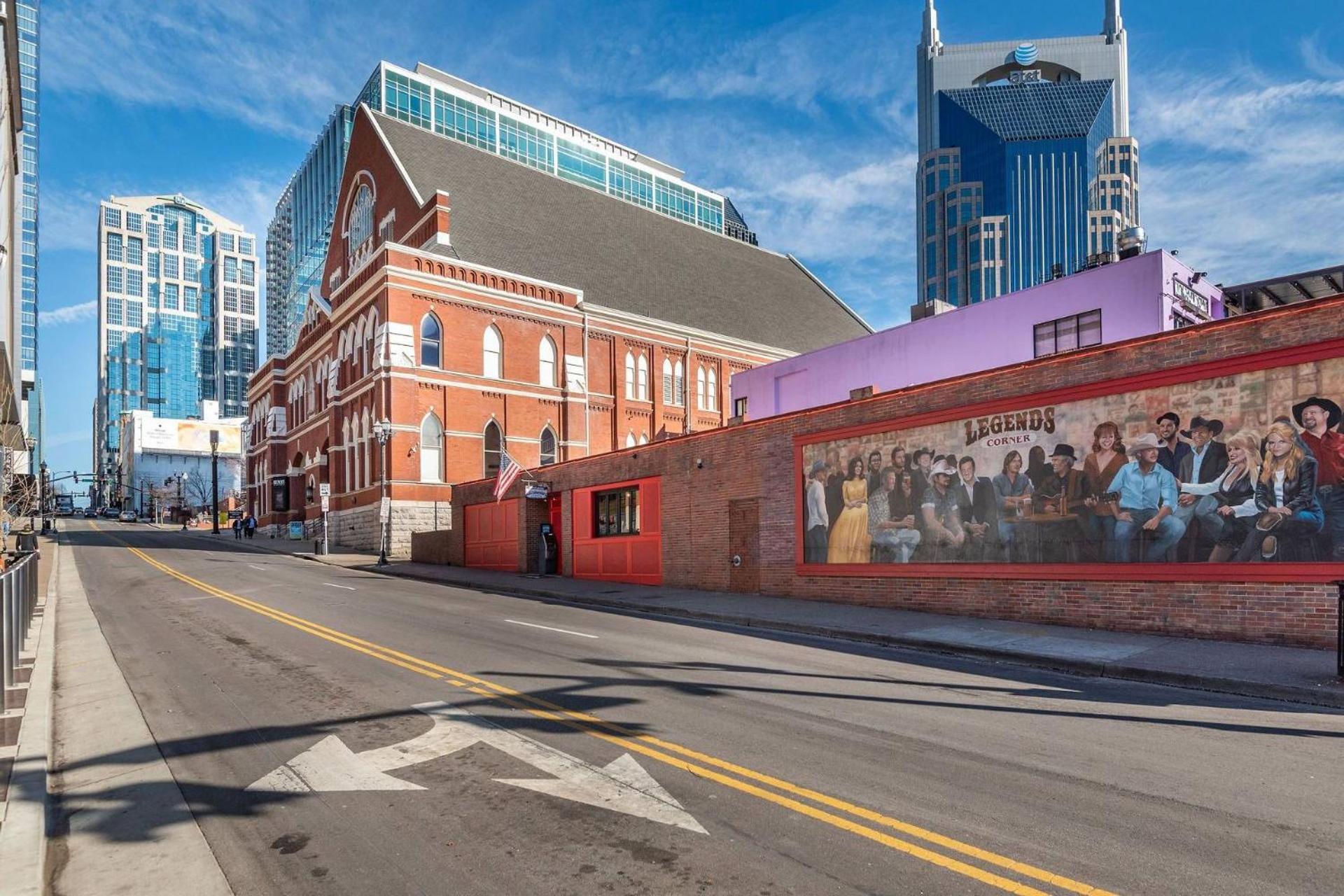 Myrtle One * Nashville