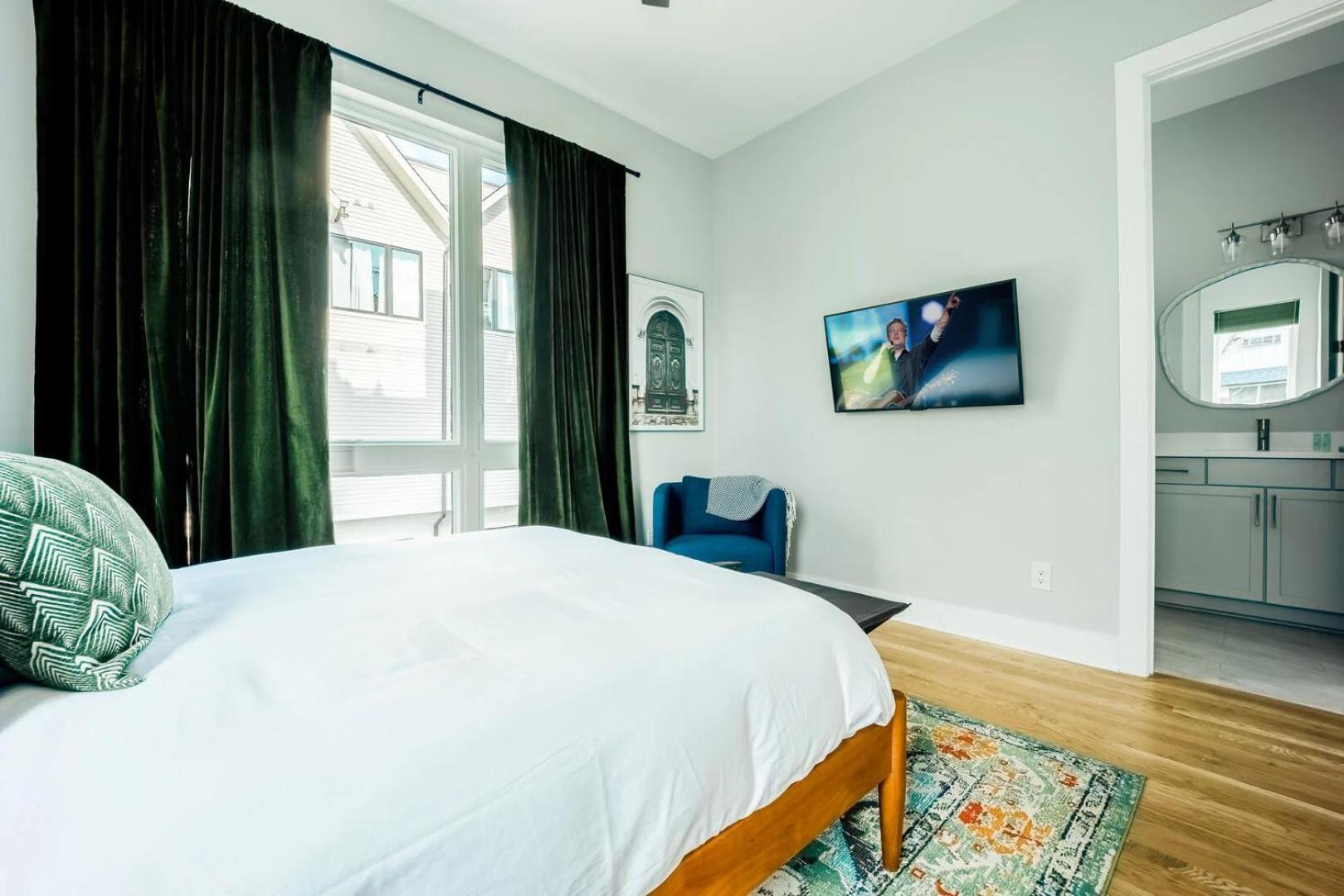 Tropics - Rooftop Deck - East *