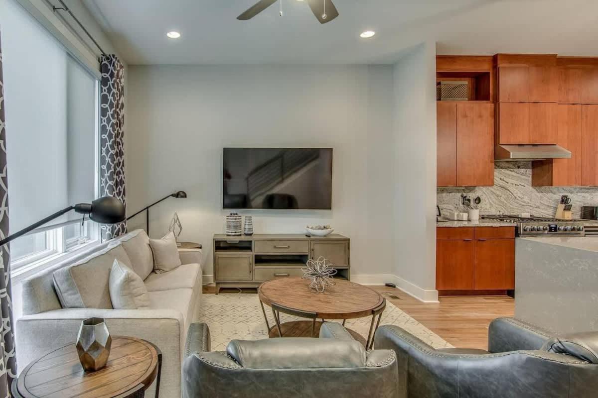 Holiday home Two Homes - Accommodates 24 Guests Nashville