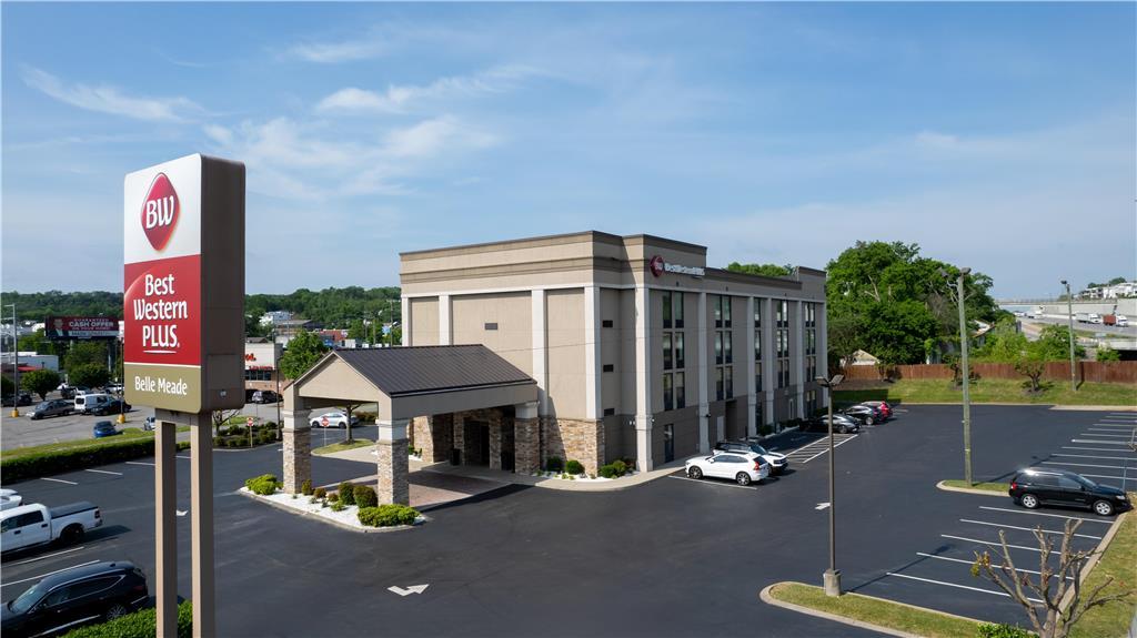 Western Belle Meade & Nashville