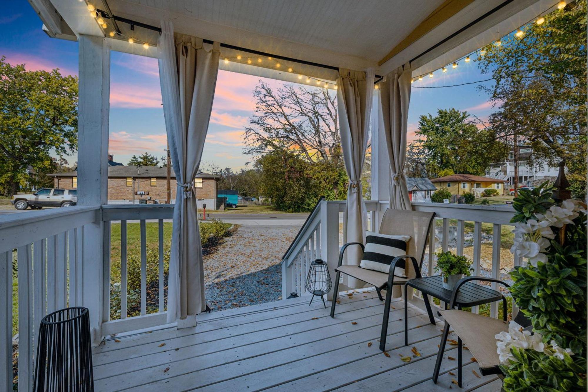 East Sweetie Near To Downtown 2 Bed 2 Bath With Fenced Yard 30 Or Days By Skyrun Holiday home Nashville
