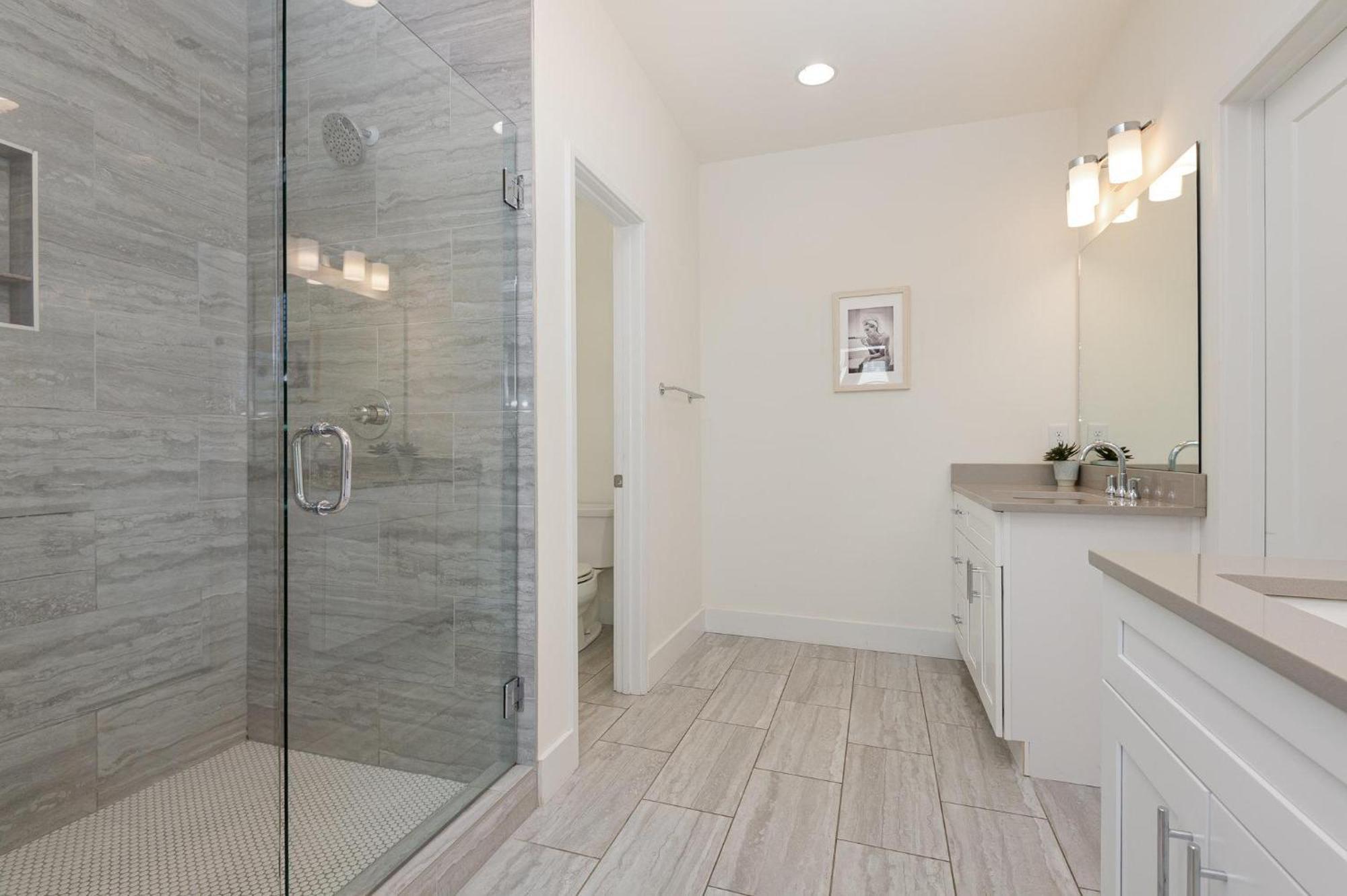 Citrine-private Patio & Balcony-near Germantown Holiday home Nashville
